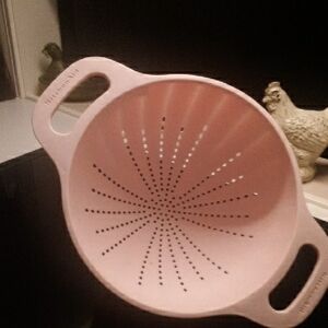 KitchenAid Soft Pink Strainer